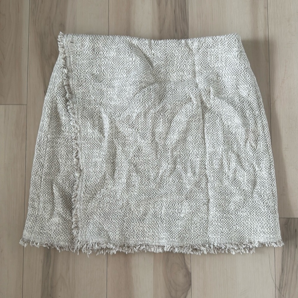 ATM wrap tweed skirt size small new with tags